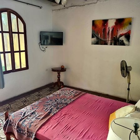 Bed and Breakfast Casa Del Agua Ґранада Номер фото