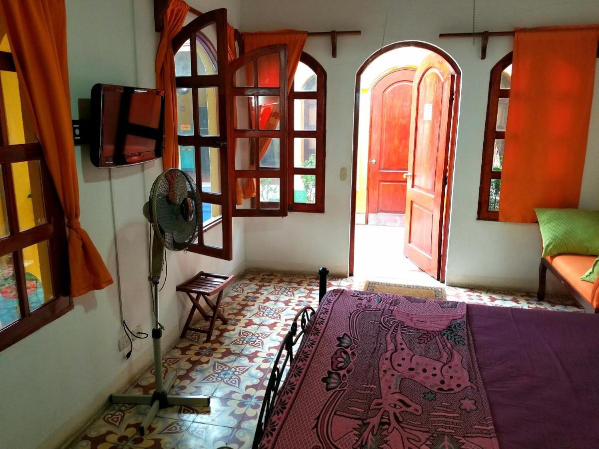Bed and Breakfast Casa Del Agua Ґранада Номер фото